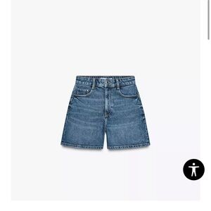 Z1975 High-Waisted Mom Fit Denim Shorts
